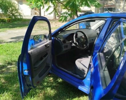 Синий Шкода Фабия, объемом двигателя 1.4 л и пробегом 3 тыс. км за 2050 $, фото 5 на Automoto.ua