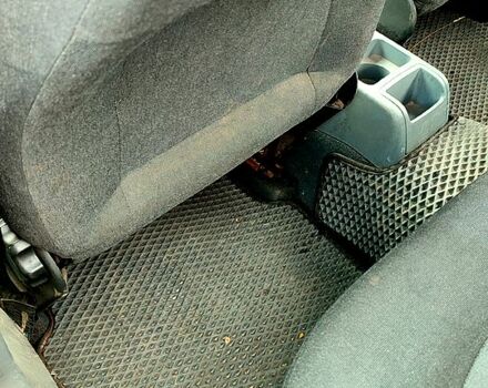 Синий Шкода Фабия, объемом двигателя 1.4 л и пробегом 206 тыс. км за 4000 $, фото 1 на Automoto.ua