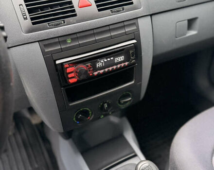 Синий Шкода Фабия, объемом двигателя 1.39 л и пробегом 188 тыс. км за 3600 $, фото 34 на Automoto.ua