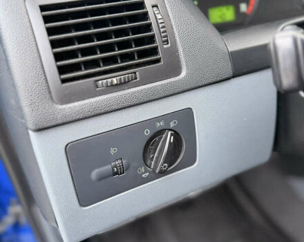 Синий Шкода Фабия, объемом двигателя 1.39 л и пробегом 188 тыс. км за 3600 $, фото 32 на Automoto.ua