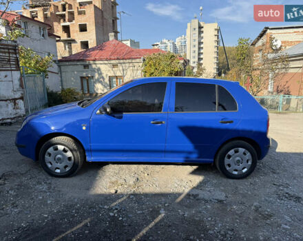 Синій Шкода Фабія, об'ємом двигуна 1.4 л та пробігом 188 тис. км за 3800 $, фото 2 на Automoto.ua