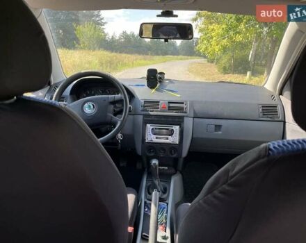 Синій Шкода Фабія, об'ємом двигуна 1.4 л та пробігом 180 тис. км за 4200 $, фото 12 на Automoto.ua