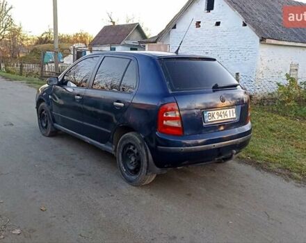 Синий Шкода Фабия, объемом двигателя 1.4 л и пробегом 300 тыс. км за 1980 $, фото 1 на Automoto.ua