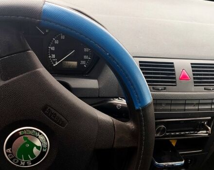 Синій Шкода Фабія, об'ємом двигуна 1.2 л та пробігом 400 тис. км за 3000 $, фото 1 на Automoto.ua