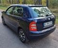Синій Шкода Фабія, об'ємом двигуна 1.4 л та пробігом 201 тис. км за 3313 $, фото 3 на Automoto.ua