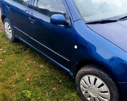 Синій Шкода Фабія, об'ємом двигуна 1.2 л та пробігом 400 тис. км за 3000 $, фото 3 на Automoto.ua