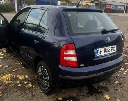 Синий Шкода Фабия, объемом двигателя 1.39 л и пробегом 217 тыс. км за 3400 $, фото 3 на Automoto.ua
