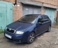 Синий Шкода Фабия, объемом двигателя 1.2 л и пробегом 270 тыс. км за 2100 $, фото 1 на Automoto.ua