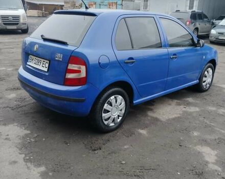 Синий Шкода Фабия, объемом двигателя 1.2 л и пробегом 240 тыс. км за 3500 $, фото 2 на Automoto.ua