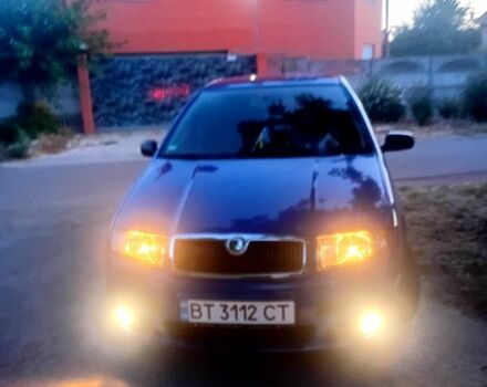 Синий Шкода Фабия, объемом двигателя 1.2 л и пробегом 201 тыс. км за 4100 $, фото 2 на Automoto.ua