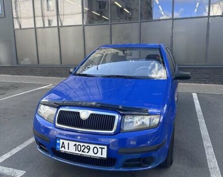 Синий Шкода Фабия, объемом двигателя 1.2 л и пробегом 271 тыс. км за 2800 $, фото 1 на Automoto.ua