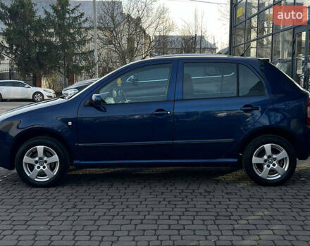 Синий Шкода Фабия, объемом двигателя 1.39 л и пробегом 244 тыс. км за 4600 $, фото 3 на Automoto.ua