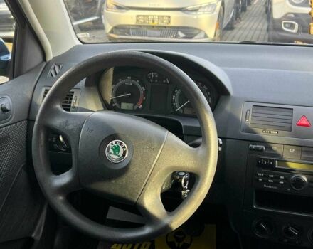 Синій Шкода Фабія, об'ємом двигуна 1.4 л та пробігом 244 тис. км за 4600 $, фото 17 на Automoto.ua