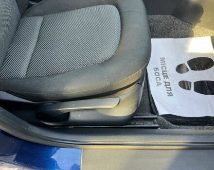 Синій Шкода Фабія, об'ємом двигуна 1.4 л та пробігом 244 тис. км за 4600 $, фото 9 на Automoto.ua