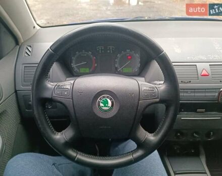 Синий Шкода Фабия, объемом двигателя 1.39 л и пробегом 275 тыс. км за 4100 $, фото 11 на Automoto.ua