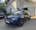 Синий Шкода Фабия, объемом двигателя 1.2 л и пробегом 242 тыс. км за 3500 $, фото 1 на Automoto.ua