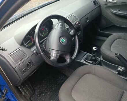 Синий Шкода Фабия, объемом двигателя 1.39 л и пробегом 275 тыс. км за 4100 $, фото 9 на Automoto.ua