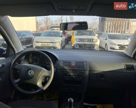 Синий Шкода Фабия, объемом двигателя 1.39 л и пробегом 244 тыс. км за 4600 $, фото 16 на Automoto.ua