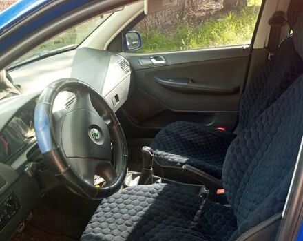 Шкода Фабия 2006 в Чернигове на Automoto.ua Синий Шкода Фабия, объемом двигателя 1.2 л и пробегом 2 тыс. км за 4500 $, фото 6 на Automoto.ua