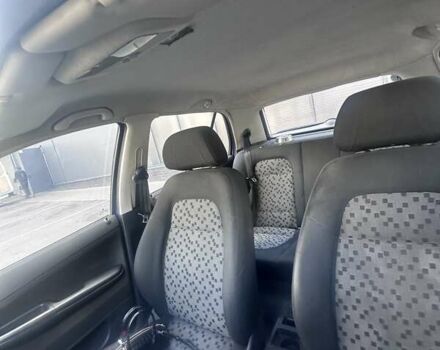 Синий Шкода Фабия, объемом двигателя 1.2 л и пробегом 271 тыс. км за 2800 $, фото 10 на Automoto.ua