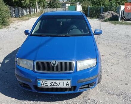 Синий Шкода Фабия, объемом двигателя 1.4 л и пробегом 300 тыс. км за 4000 $, фото 3 на Automoto.ua