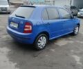 Синий Шкода Фабия, объемом двигателя 1.2 л и пробегом 240 тыс. км за 3700 $, фото 2 на Automoto.ua