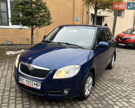 Синий Шкода Фабия, объемом двигателя 1.6 л и пробегом 203 тыс. км за 4650 $, фото 10 на Automoto.ua