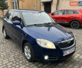 Синий Шкода Фабия, объемом двигателя 1.6 л и пробегом 203 тыс. км за 4650 $, фото 2 на Automoto.ua