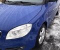 Синий Шкода Фабия, объемом двигателя 1.4 л и пробегом 220 тыс. км за 4300 $, фото 1 на Automoto.ua
