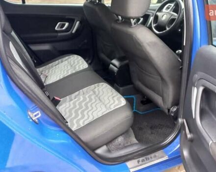 Синий Шкода Фабия, объемом двигателя 1.2 л и пробегом 252 тыс. км за 4500 $, фото 8 на Automoto.ua