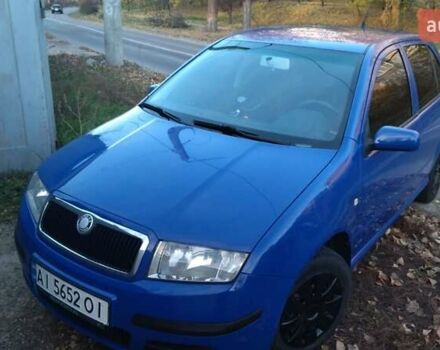 Синий Шкода Фабия, объемом двигателя 1.4 л и пробегом 335 тыс. км за 4300 $, фото 1 на Automoto.ua