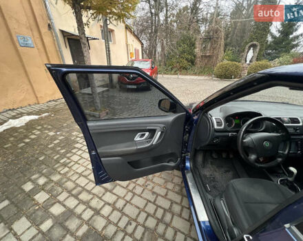 Синий Шкода Фабия, объемом двигателя 1.6 л и пробегом 203 тыс. км за 4650 $, фото 19 на Automoto.ua