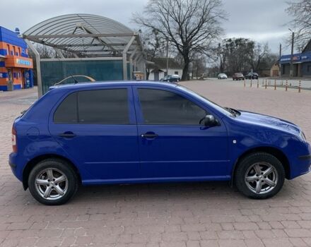 Синий Шкода Фабия, объемом двигателя 1.2 л и пробегом 264 тыс. км за 3800 $, фото 3 на Automoto.ua