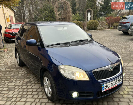 Синий Шкода Фабия, объемом двигателя 1.6 л и пробегом 203 тыс. км за 4650 $, фото 11 на Automoto.ua