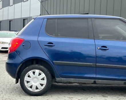 Синий Шкода Фабия, объемом двигателя 1.4 л и пробегом 170 тыс. км за 4140 $, фото 5 на Automoto.ua