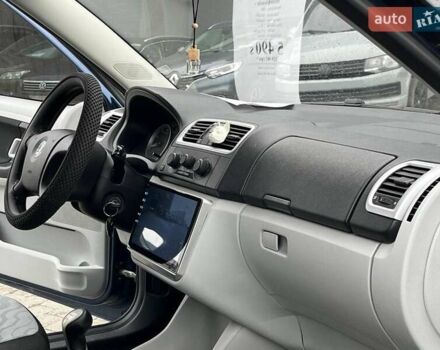 Синий Шкода Фабия, объемом двигателя 1.4 л и пробегом 170 тыс. км за 5300 $, фото 25 на Automoto.ua