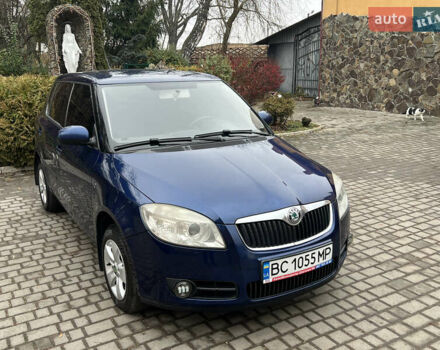Синий Шкода Фабия, объемом двигателя 1.6 л и пробегом 203 тыс. км за 4650 $, фото 14 на Automoto.ua