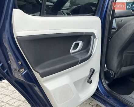 Синий Шкода Фабия, объемом двигателя 1.4 л и пробегом 170 тыс. км за 5300 $, фото 35 на Automoto.ua