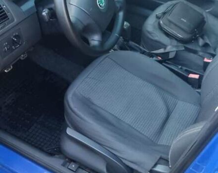 Синий Шкода Фабия, объемом двигателя 1.4 л и пробегом 335 тыс. км за 4300 $, фото 6 на Automoto.ua