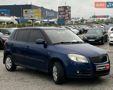 Синий Шкода Фабия, объемом двигателя 1.4 л и пробегом 170 тыс. км за 5300 $, фото 2 на Automoto.ua