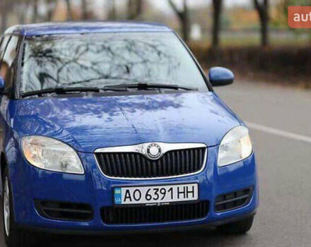 Синий Шкода Фабия, объемом двигателя 1.2 л и пробегом 120 тыс. км за 4600 $, фото 1 на Automoto.ua