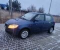 Синий Шкода Фабия, объемом двигателя 1.4 л и пробегом 195 тыс. км за 3750 $, фото 1 на Automoto.ua