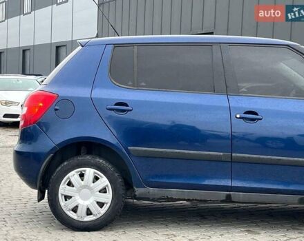 Синий Шкода Фабия, объемом двигателя 1.4 л и пробегом 170 тыс. км за 5300 $, фото 5 на Automoto.ua