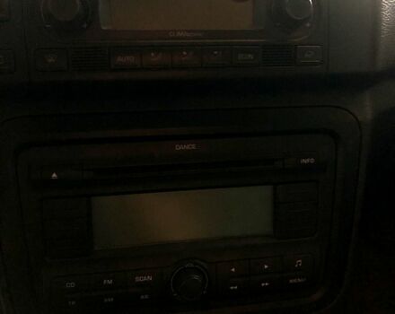 Синій Шкода Фабія, об'ємом двигуна 1.2 л та пробігом 179 тис. км за 4100 $, фото 7 на Automoto.ua