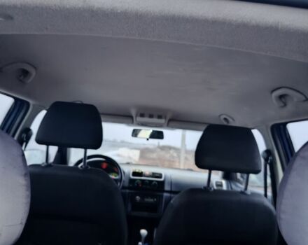 Синий Шкода Фабия, объемом двигателя 1.4 л и пробегом 195 тыс. км за 3750 $, фото 7 на Automoto.ua