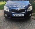 Синий Шкода Фабия, объемом двигателя 1.6 л и пробегом 184 тыс. км за 5200 $, фото 1 на Automoto.ua