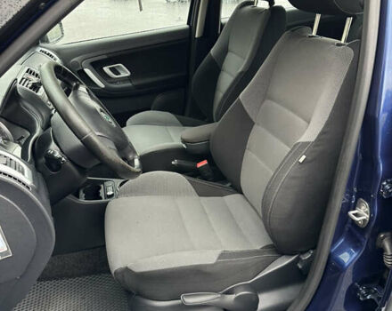 Синий Шкода Фабия, объемом двигателя 1.39 л и пробегом 280 тыс. км за 4800 $, фото 28 на Automoto.ua