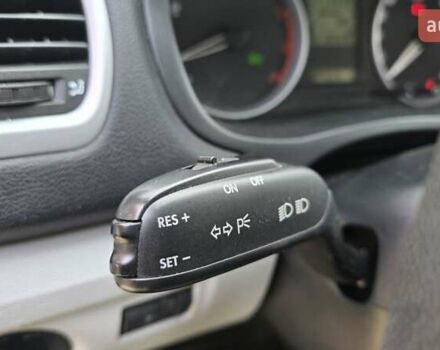 Синій Шкода Фабія, об'ємом двигуна 1.6 л та пробігом 100 тис. км за 7999 $, фото 44 на Automoto.ua