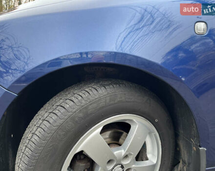 Синий Шкода Фабия, объемом двигателя 1.39 л и пробегом 280 тыс. км за 4800 $, фото 2 на Automoto.ua