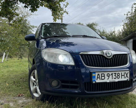 Синий Шкода Фабия, объемом двигателя 1.2 л и пробегом 188 тыс. км за 4200 $, фото 3 на Automoto.ua